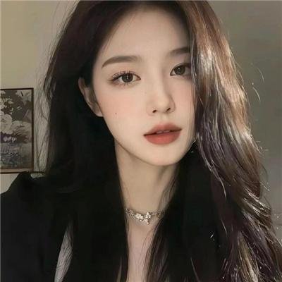午夜下的刺花海报
