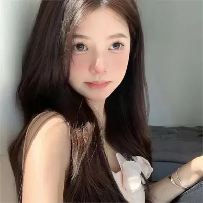 红裙保卫战海报